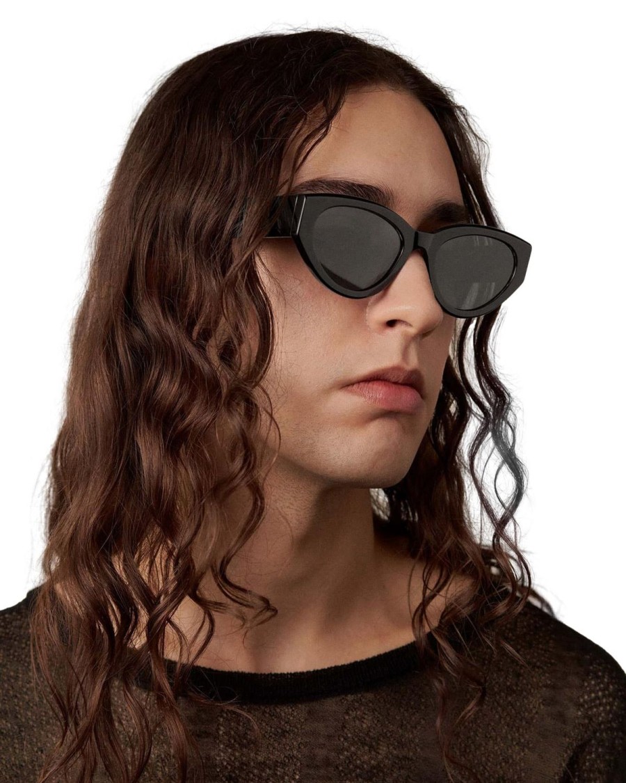 Dame Chimi Eyewear | Chimi Eyewear 06 Black Solbriller Sort