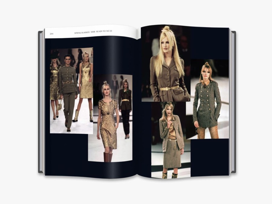 Livsstil New Mags | New Mags Chanel Catwalk Coffee Table Book Sort